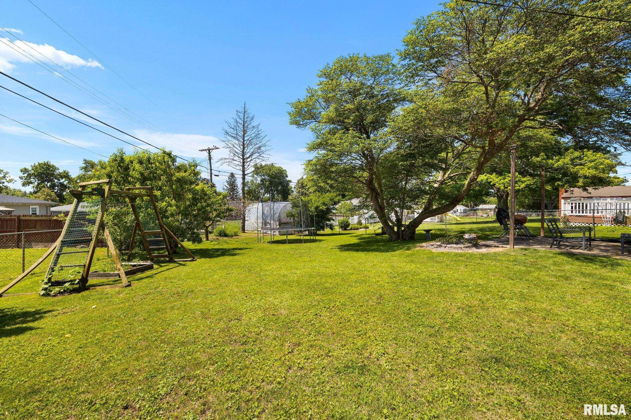202 Devonshire Road Washington, IL 61571 - Photo 29 of 33