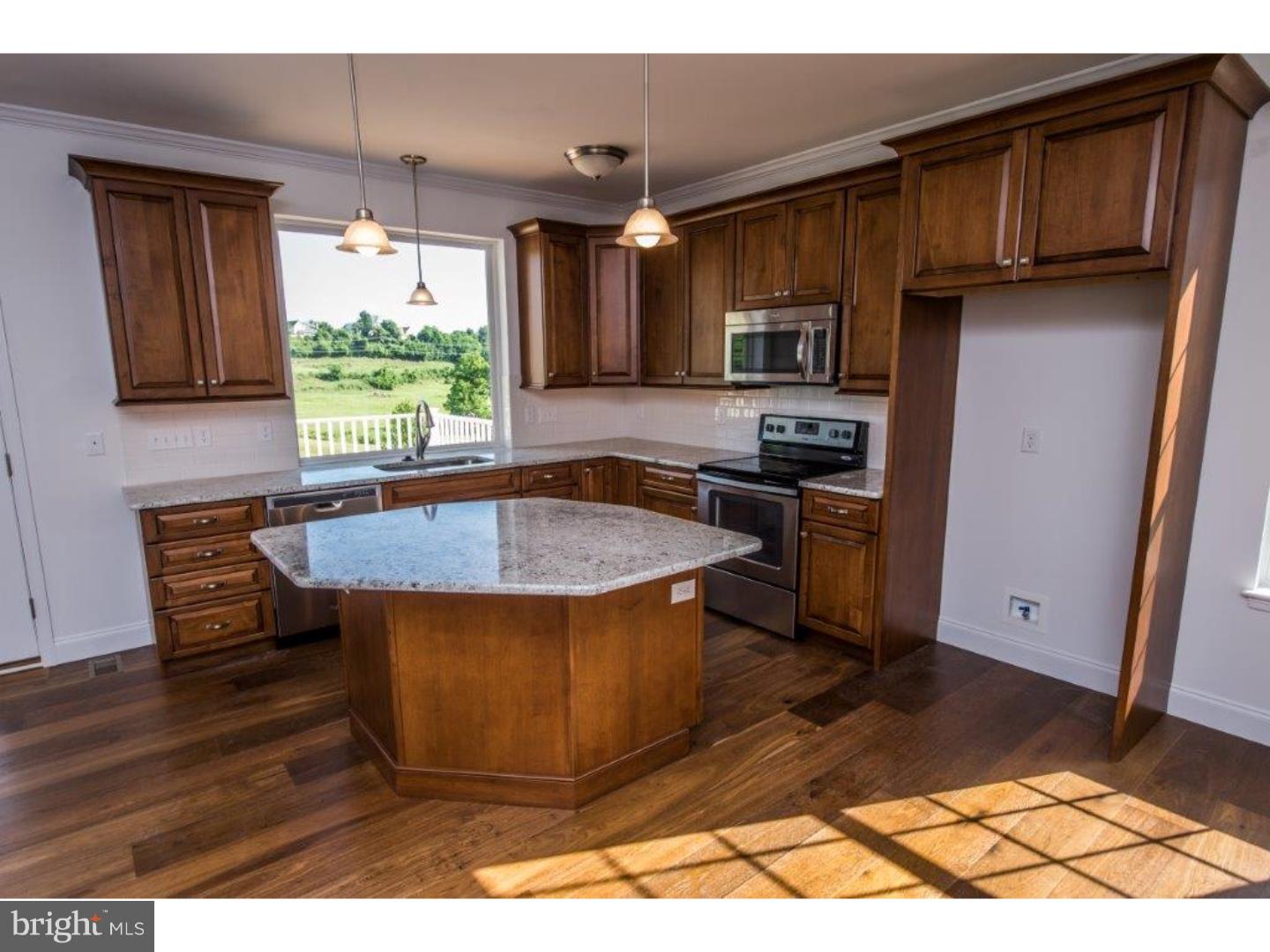 43 Harry Avenue Reading, PA 19607 - Photo 10 of 25