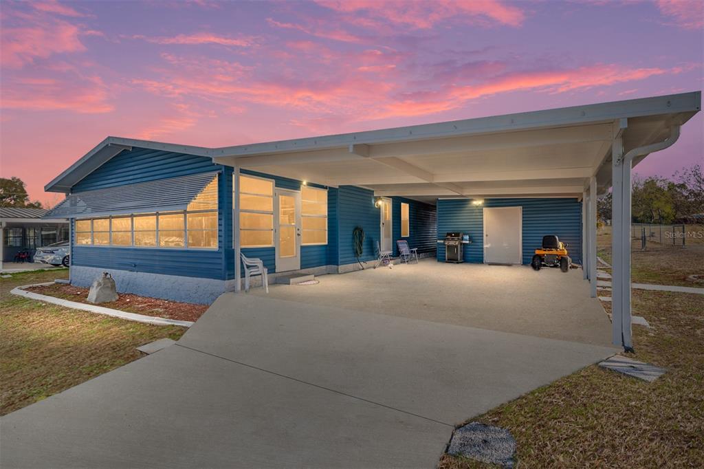 6832 Northeast 3rd Place Ocala, FL 34470 - Photo 4 of 70