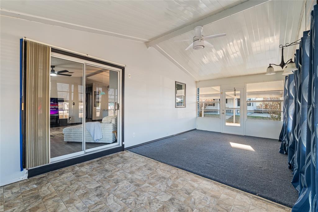 6832 Northeast 3rd Place Ocala, FL 34470 - Photo 43 of 70