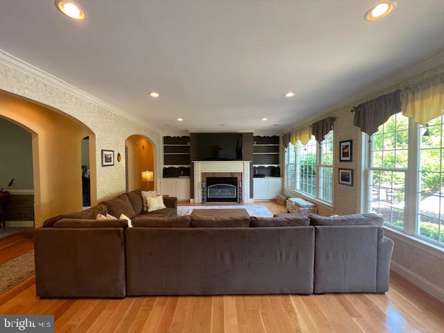 6816 Choptank Landing Hurlock, MD 21643 - Photo 14 of 30 Living Room