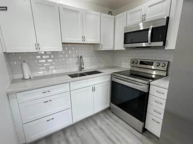 $1,850 | 227 Fanshaw Drive, Unit F, Boca Raton, FL 33434