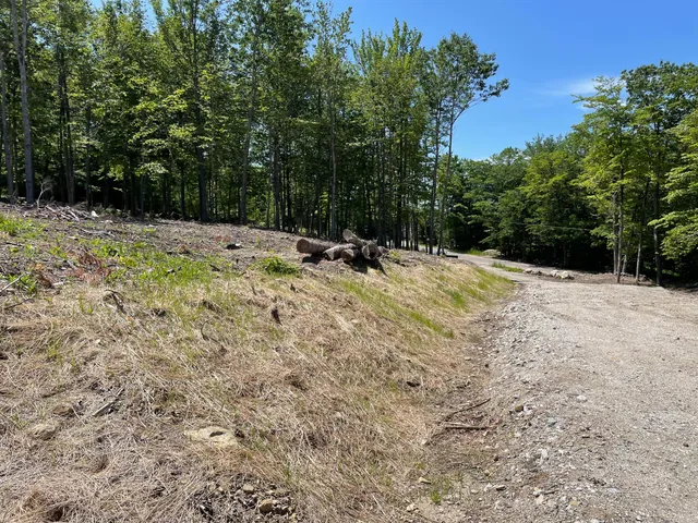 $225,000 | 74-77 Tuell Town Road, West Paris, ME 04289