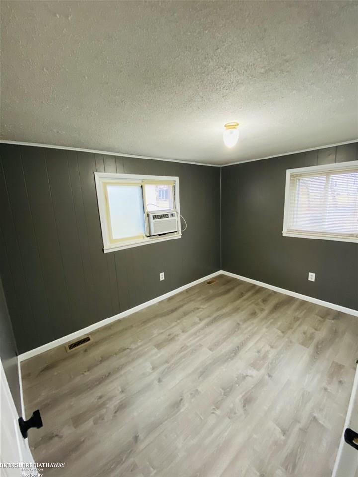 536 East Baker Road Highland, MI 48357 - Photo 16 of 23 50068973-15.JPG