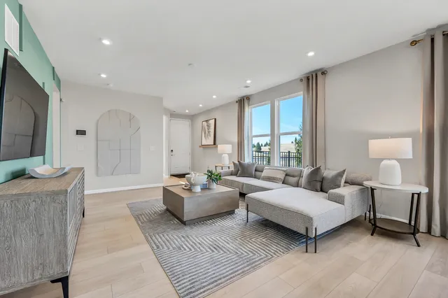 $453,474 | 3328 Fulshear Circle, Aurora, IL 60503