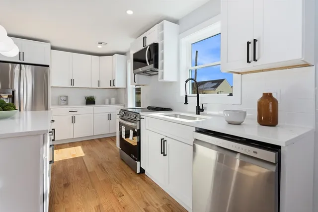 $1,200,000 | 322-324 Pearl Street, Malden, MA 02148