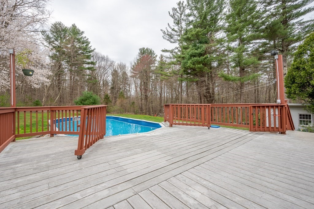 94 Federal Hill Road Oxford, MA 01540 - Photo 23 of 38 Gallery Image 23
