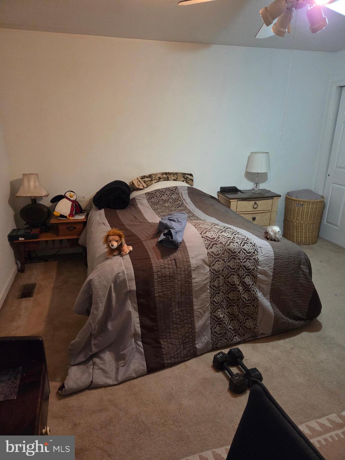 21025 Woodfield Road Gaithersburg, MD 20882 - Photo 4 of 30 Bedroom