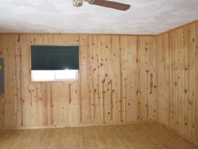 823 Bloom Road Eagle River, WI 54521 - Photo 5 of 8 Gallery Image 5