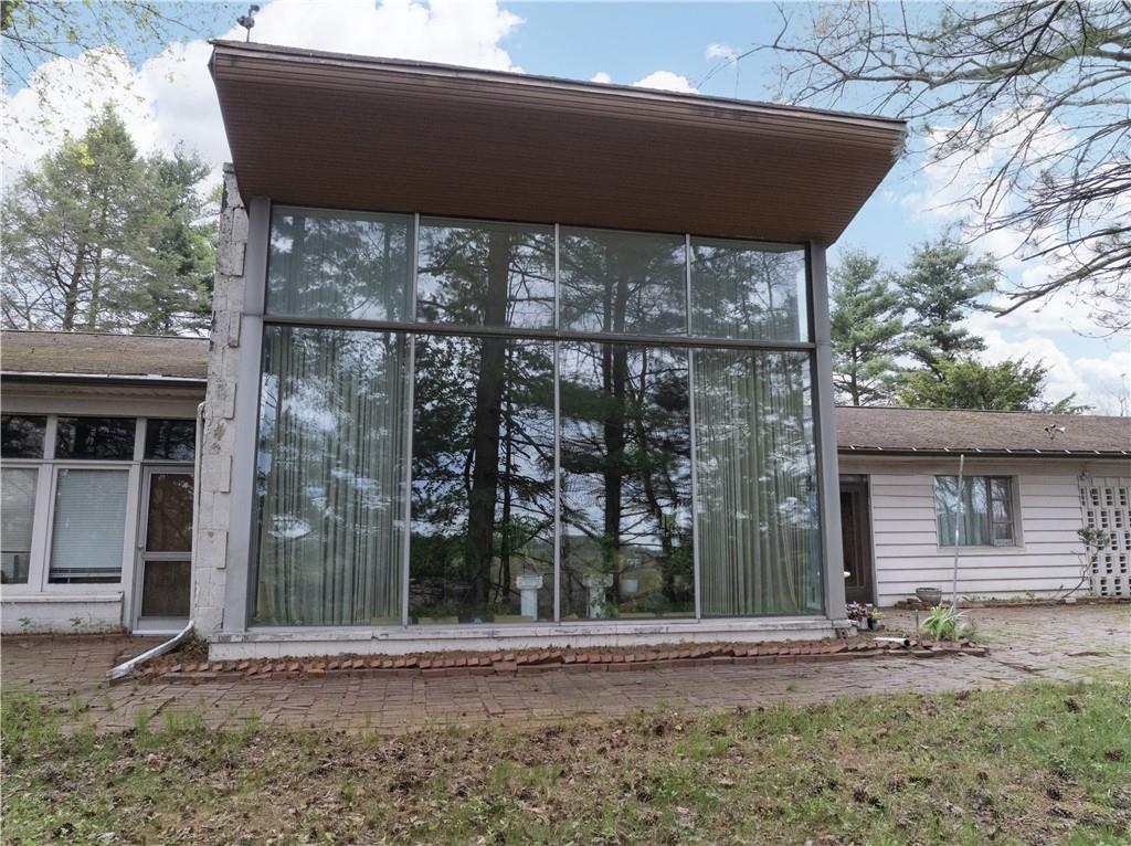 4239 Lampl Road Allison Park, PA 15101 - Photo 8 of 17 Gallery Image 8