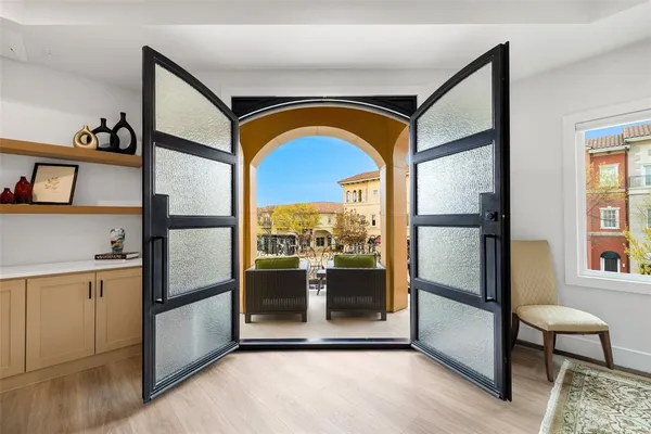 $1,599,999 | 62 Main Street, Unit 200, Colleyville, TX 76034