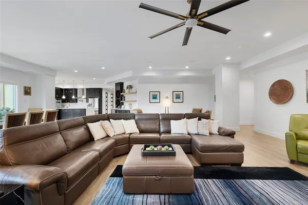 $1,599,999 | 62 Main Street, Unit 200, Colleyville, TX 76034