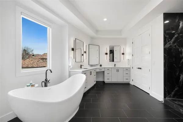 $1,599,999 | 62 Main Street, Unit 200, Colleyville, TX 76034