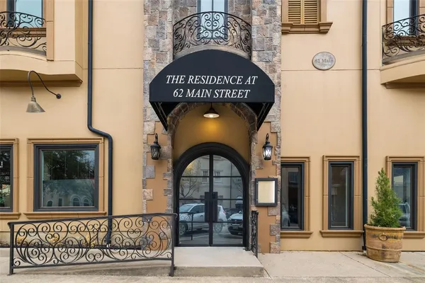 $1,599,999 | 62 Main Street, Unit 200, Colleyville, TX 76034