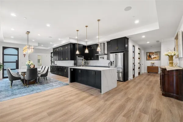 $1,599,999 | 62 Main Street, Unit 200, Colleyville, TX 76034