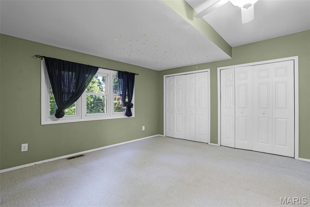 17165 Old Jamestown Road Florissant, MO 63034 - Photo 18 of 44