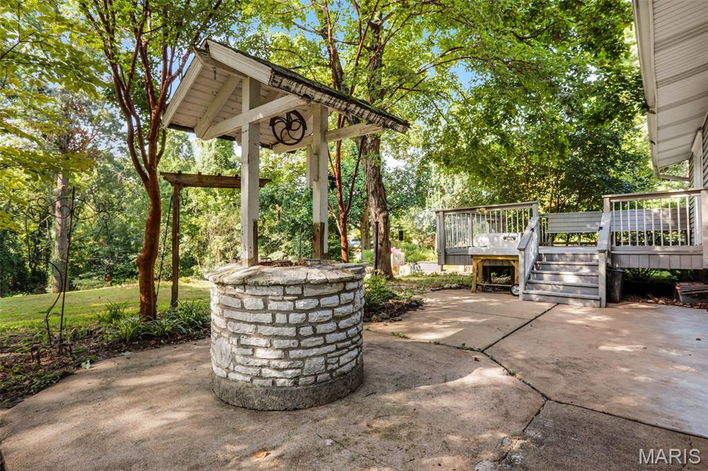 17165 Old Jamestown Road Florissant, MO 63034 - Photo 35 of 44
