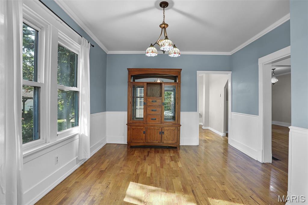 17165 Old Jamestown Road Florissant, MO 63034 - Photo 8 of 44