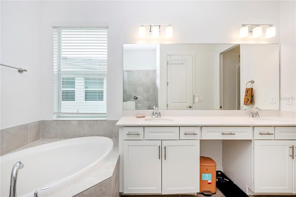 12845 Tulum Loop Venice, FL 34293 - Photo 27 of 100