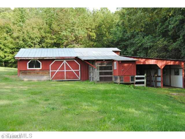 400 Dulin Road Mocksville, NC 27028 - Photo 5 of 16 Stable/Barn.