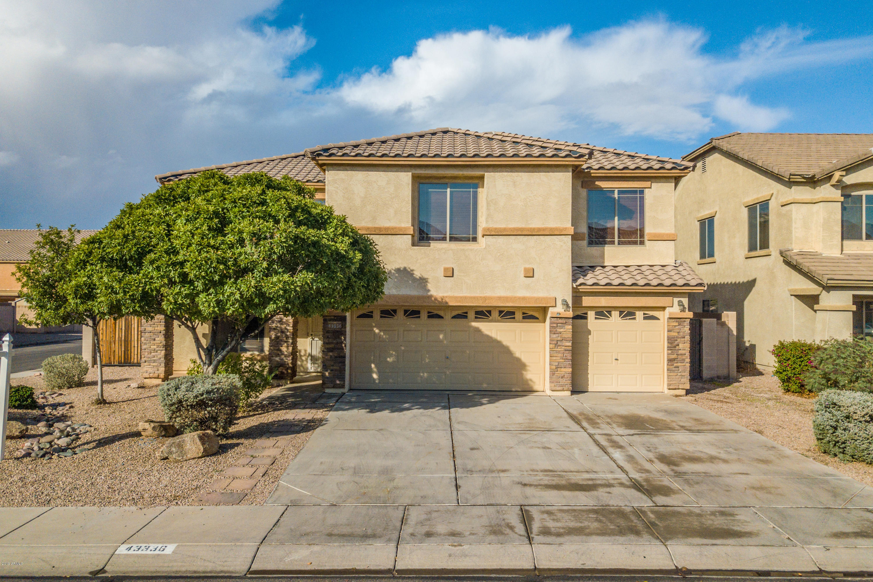 43336 West Magnolia Road Maricopa, AZ 85138 - Photo 2 of 35 02 Front