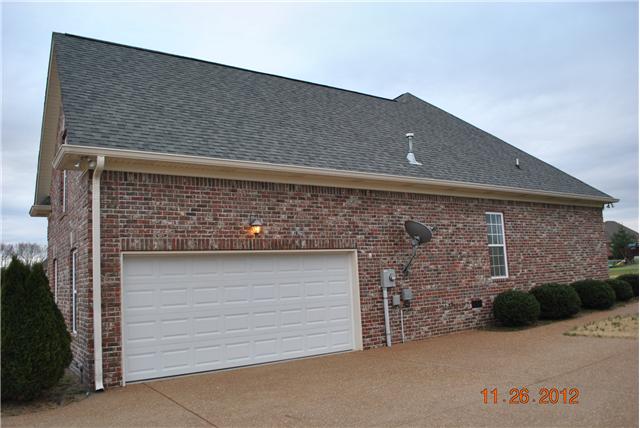 611 Lee Road Lebanon, TN 37087 - Photo 2 of 6 RIGHT