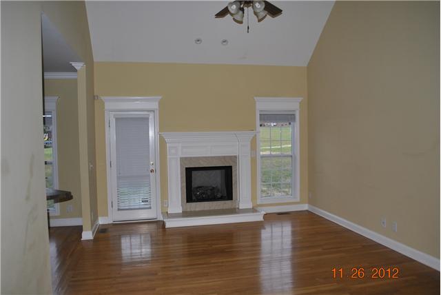611 Lee Road Lebanon, TN 37087 - Photo 5 of 6 LIVING ROOM