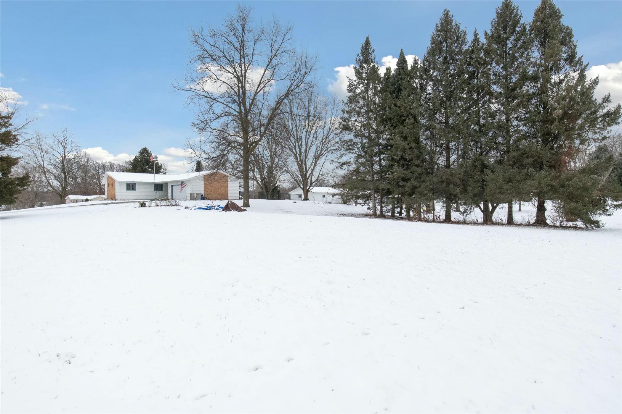 57298 Gearharts Landing Road Three Rivers, MI 49093 - Photo 5 of 38 57298 Gearharts Landing Road