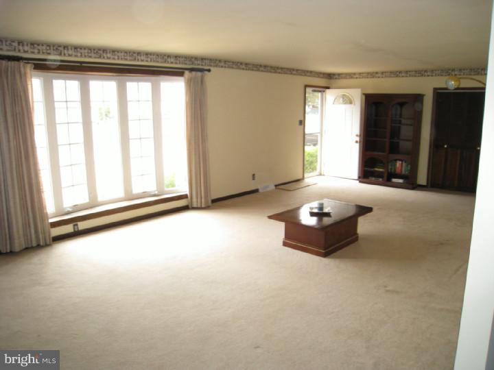 714 Jarvis Road Sicklerville, NJ 08081 - Photo 13 of 16