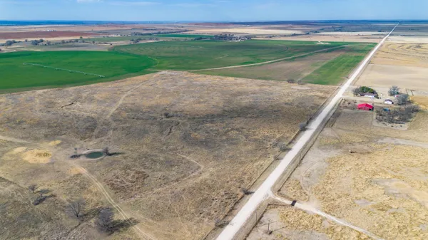 $1,629,000 | Dodd Farm, Mobeetie, TX 79061