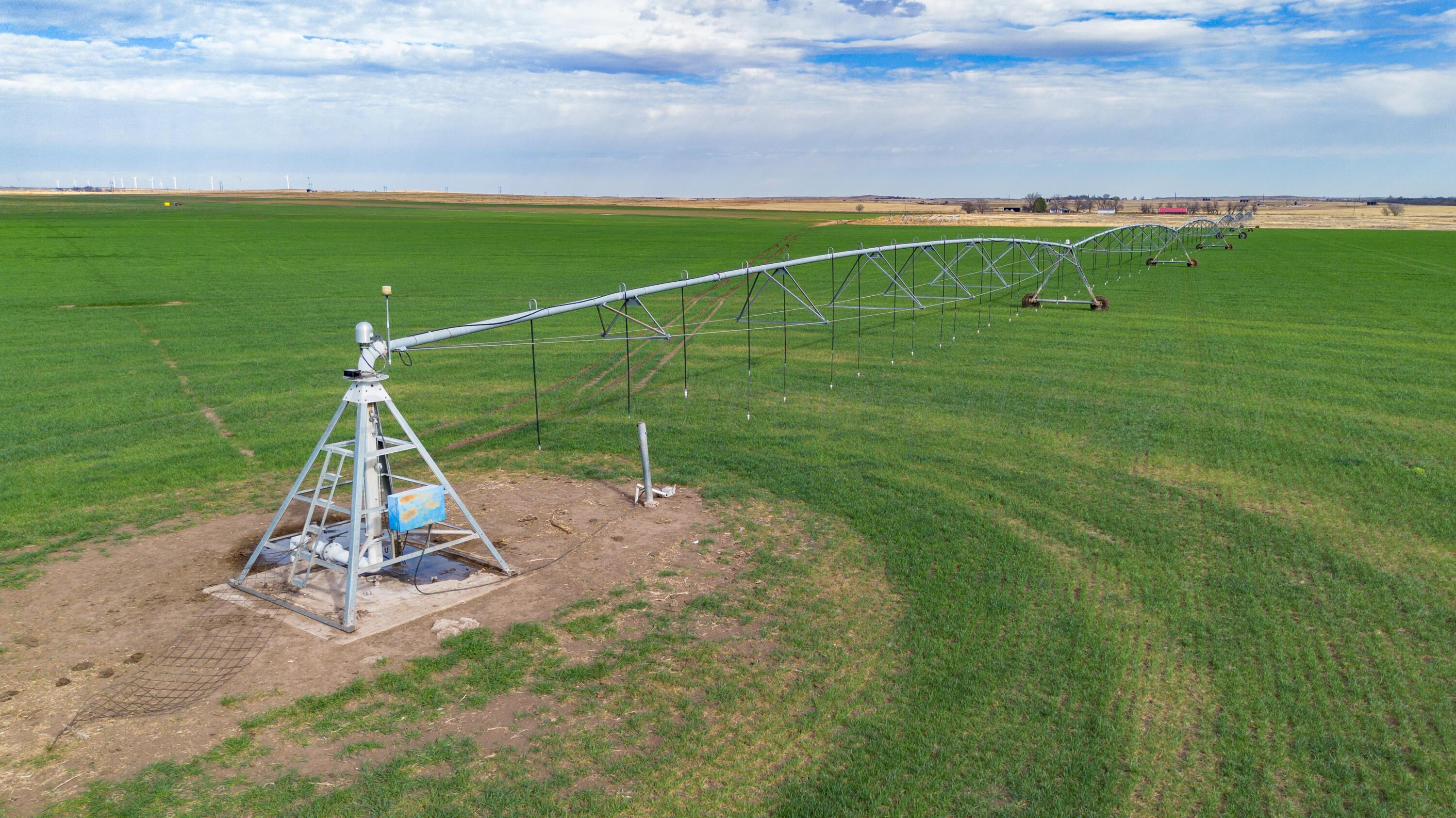 Dodd Farm Mobeetie, TX 79061 - Photo 3 of 46 a view of a park with a big yard