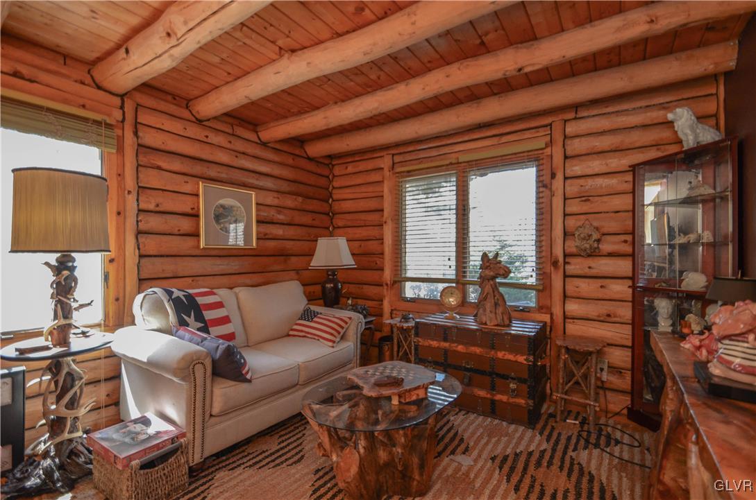 155 Lookout Point Road Canadensis, PA 18325 - Photo 10 of 30 Gallery Image 10