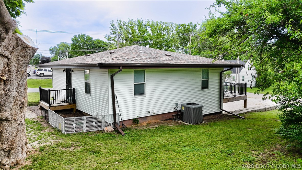 205 East 15th Street Eldon, MO 65026 - Photo 4 of 44