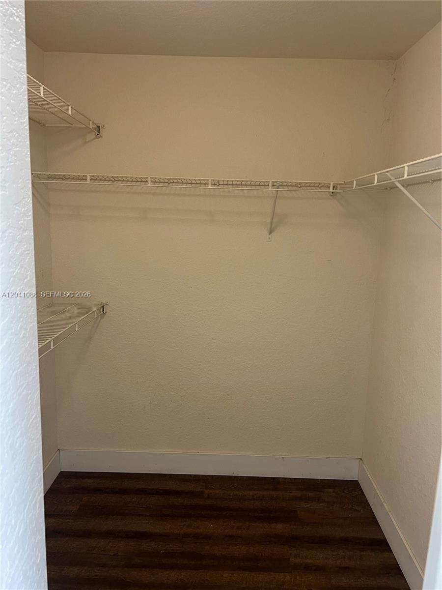 183 Hidden Ct Road, Unit F33 Hollywood, FL 33023 - Photo 23 of 35