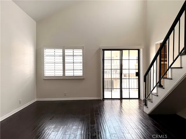 $4,950 | 227 South Madison Avenue, Unit PH3, Pasadena, CA 91101