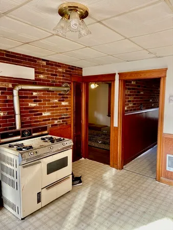 $589,000 | 7 3rd Avenue, Dudley, MA 01571