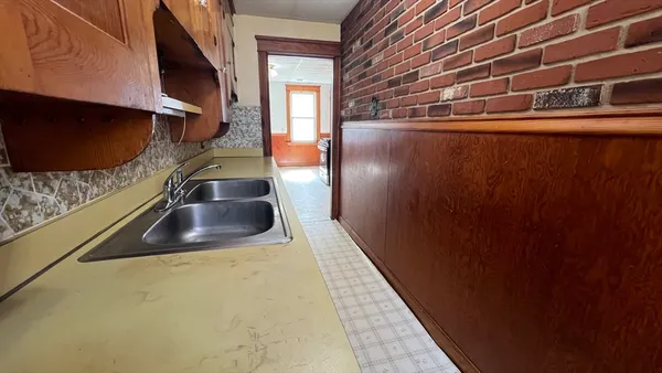 $575,000 | 7 3rd Avenue, Dudley, MA 01571