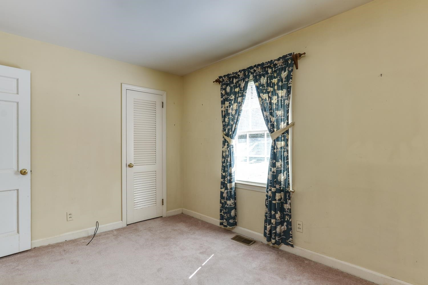 2600 Churchill Road Raleigh, NC 27608 - Photo 21 of 29 Bedroom 3