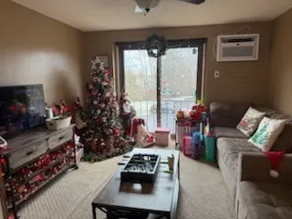 $1,850 | 139 King Street, Unit 204, Franklin, MA 02038