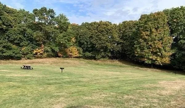 $1,850 | 139 King Street, Unit 204, Franklin, MA 02038