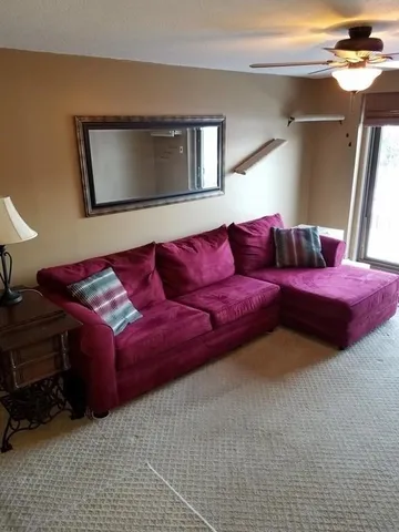 $1,850 | 139 King Street, Unit 204, Franklin, MA 02038