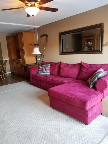 $1,850 | 139 King Street, Unit 204, Franklin, MA 02038