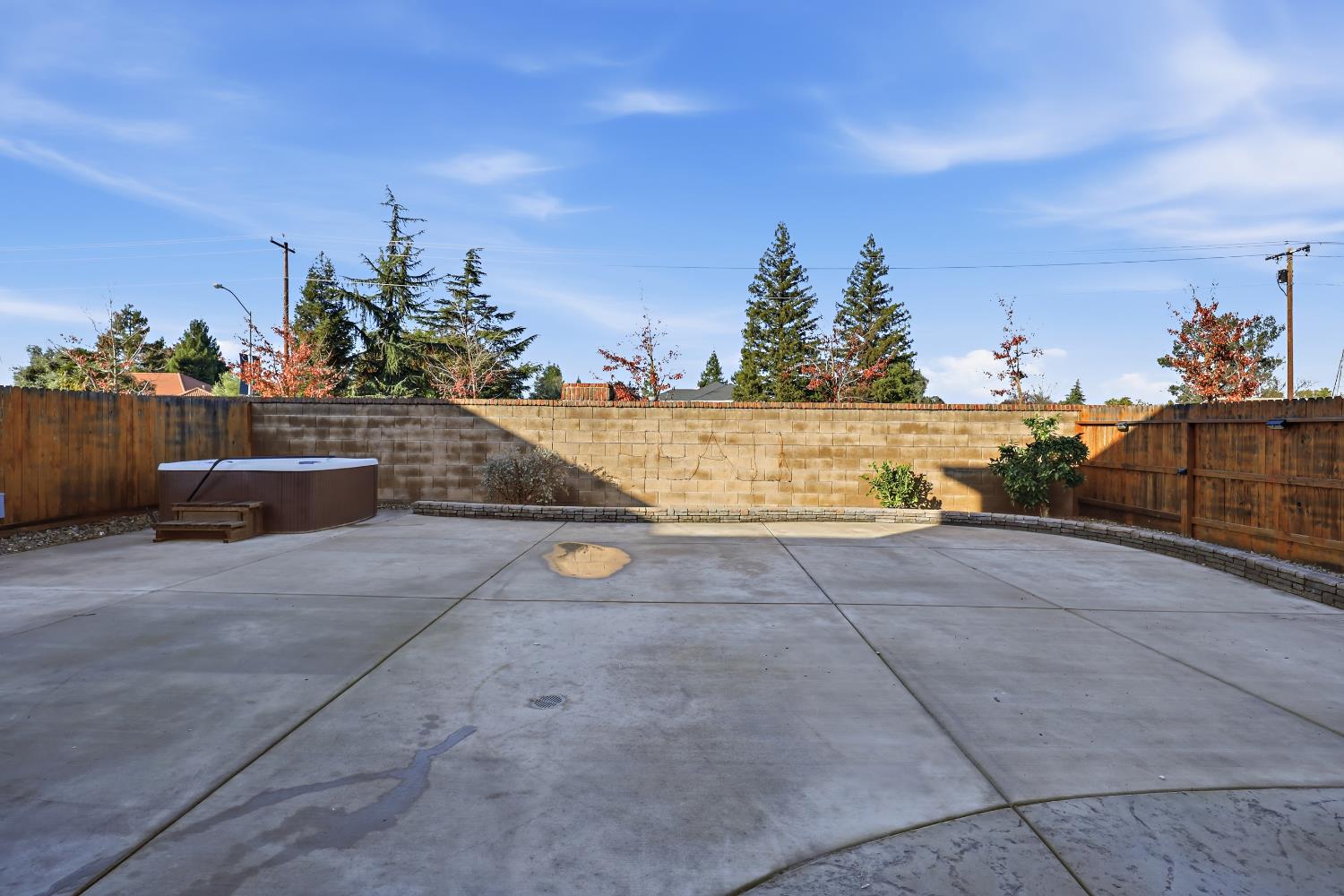 2367 Explorador Drive Merced, CA 95340 - Photo 33 of 42 a view of a terrace space