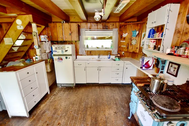 $325,000 | 459 Bat Hennesey Road, Moretown, VT 05660