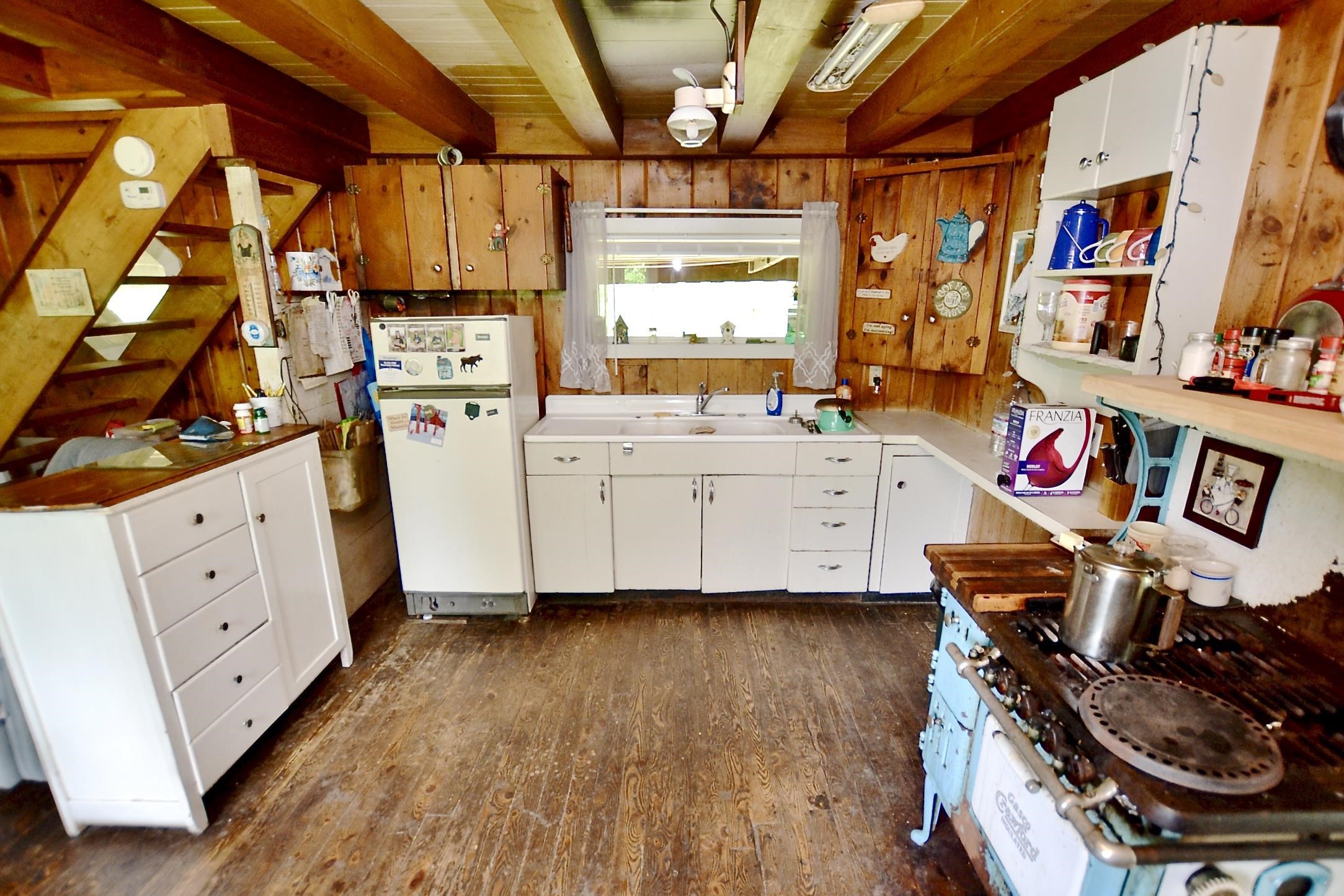 459 Bat Hennesey Road Moretown, VT 05660 - Photo 12 of 36