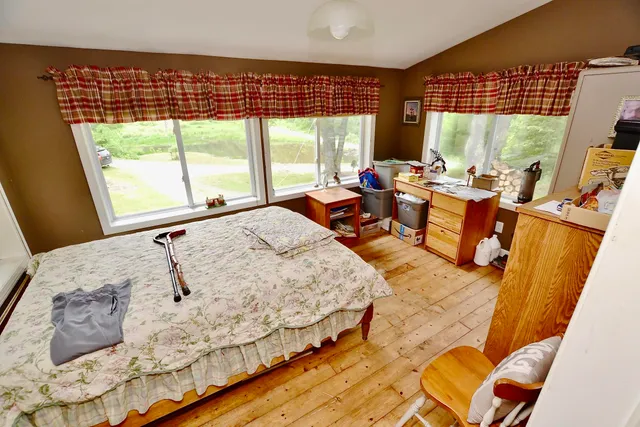 $325,000 | 459 Bat Hennesey Road, Moretown, VT 05660