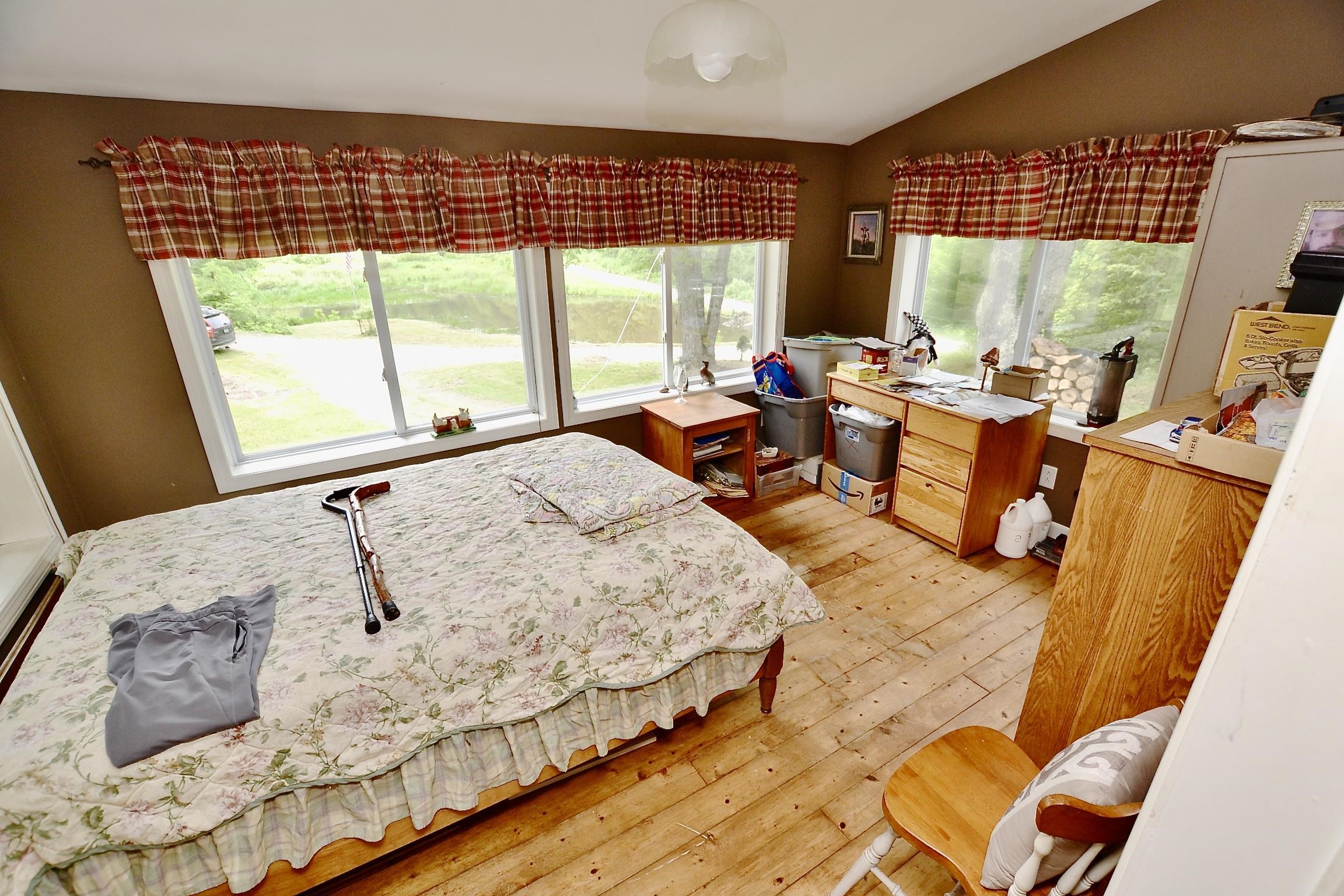 459 Bat Hennesey Road Moretown, VT 05660 - Photo 15 of 36