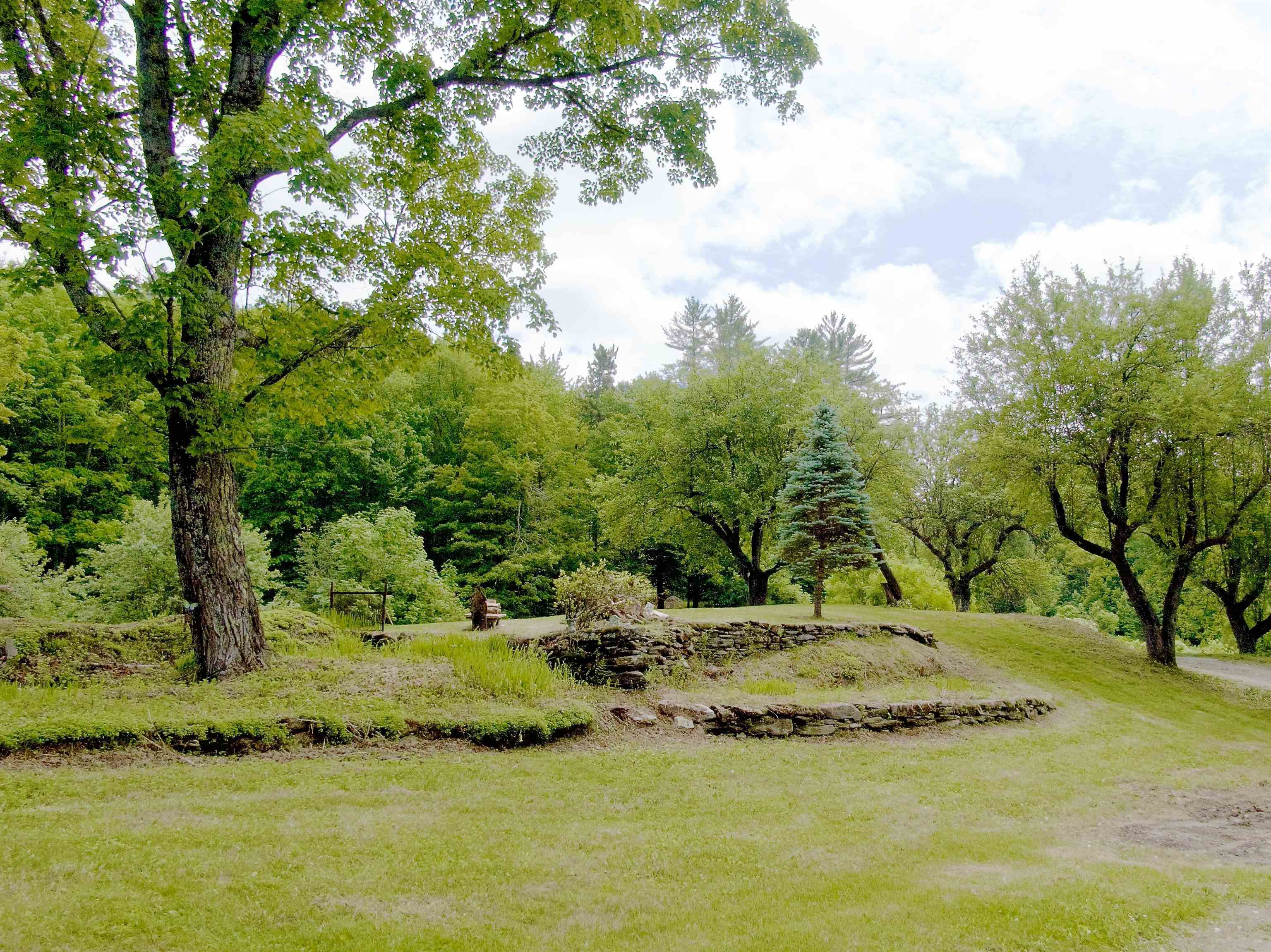 459 Bat Hennesey Road Moretown, VT 05660 - Photo 23 of 36