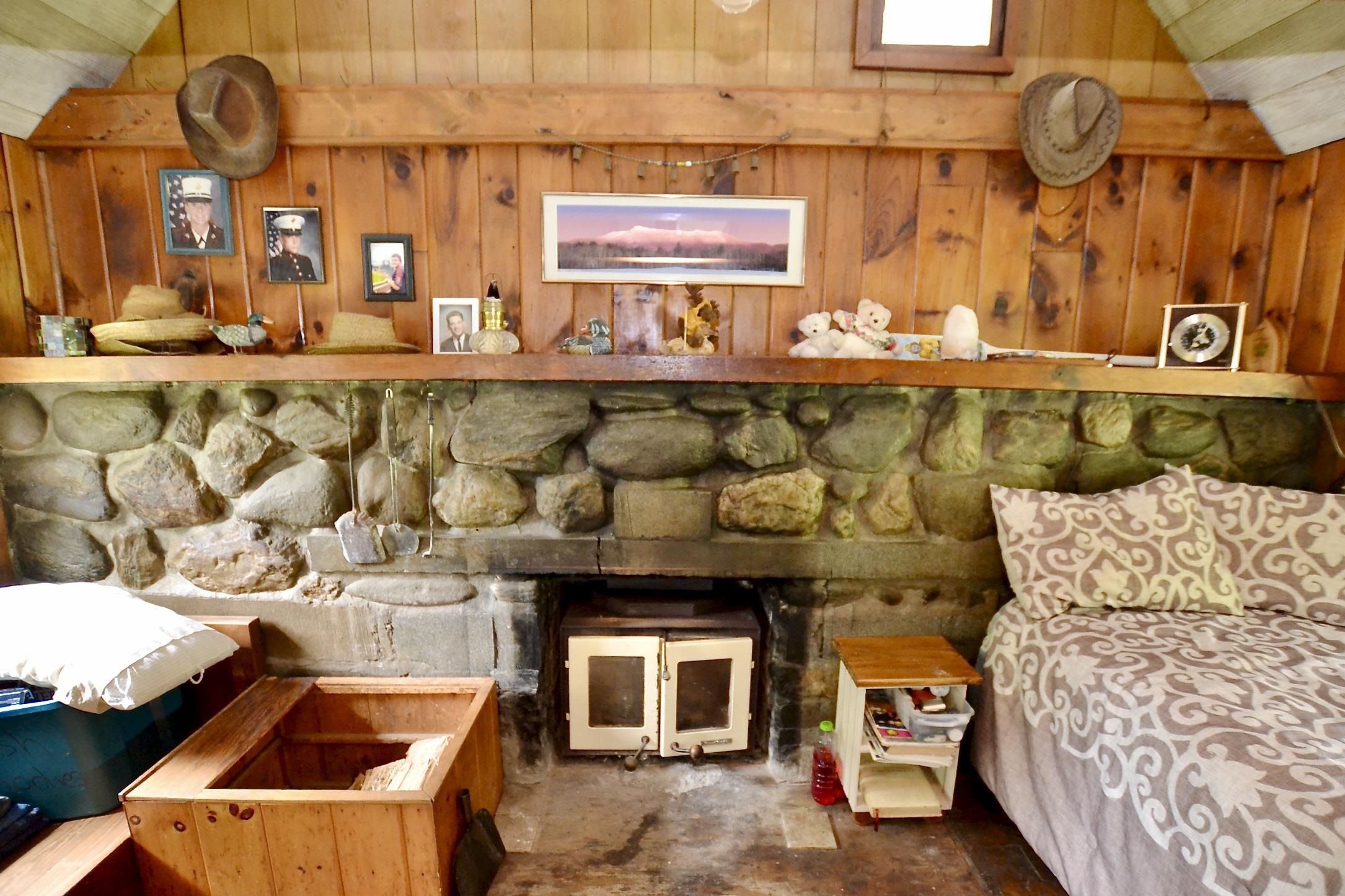 459 Bat Hennesey Road Moretown, VT 05660 - Photo 5 of 36