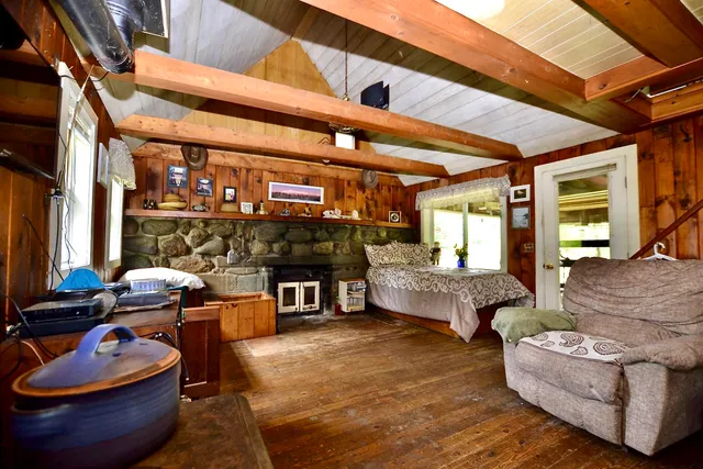 $325,000 | 459 Bat Hennesey Road, Moretown, VT 05660